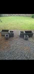 Set of grey pots / front door / patio