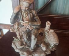 figurine
