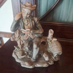 figurine