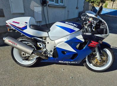 Suzuki SRAD 600