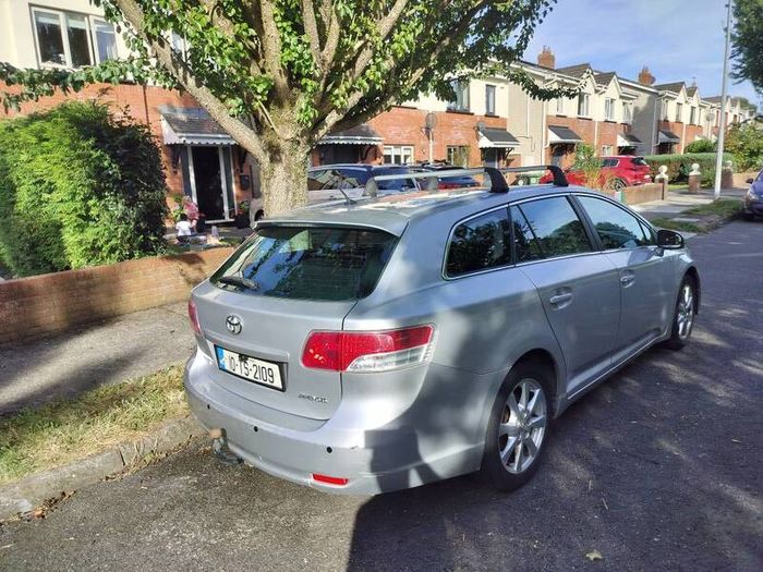 2010 Toyota Avensis