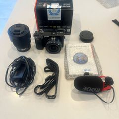 sony a6300 camera + kit PRICE DROP
