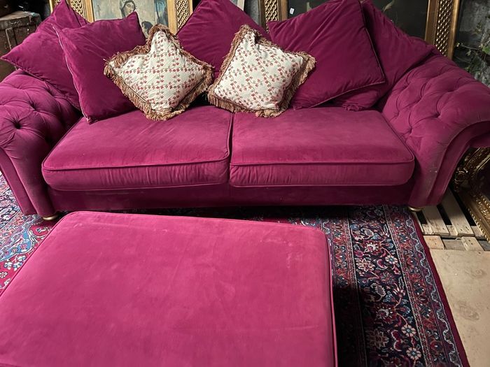 Large pick sofa