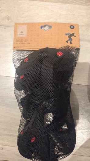 Firefly Adult Inline Skates & protective pads