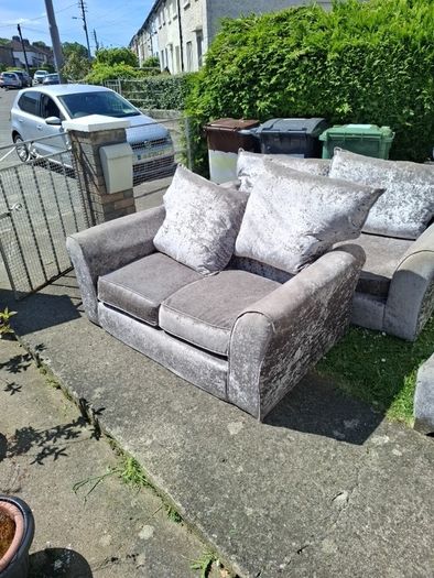 Free Sofas