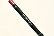Rimmel lasting finish 8hour lip liner