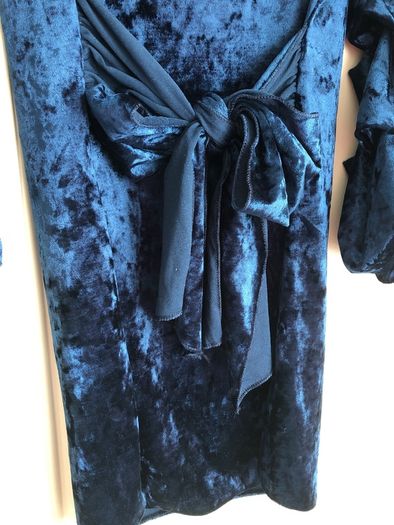 New dress size S
