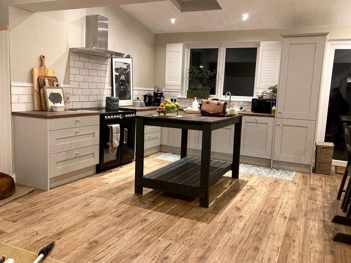 Complete Shaker-Style Kitchen (Disassembled) - Grey & Walnut Finish