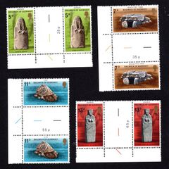 1977 Guernsey Pre-Hospital Monuments Commemorative Stamps Gutter T pairs Mint Never Hinged (MNH)