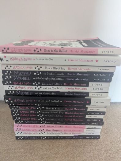 Isadora Moon books x 19 Harriet Muncaster