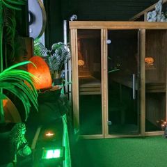 Cedarwood electric sauna ,ice baths & pergola