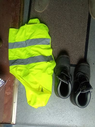 Size.  12. Steel. Toe. Cap.  Boots. And. XL. VISSI.