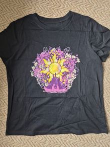 disney rapunzel tangled tshirt size Large