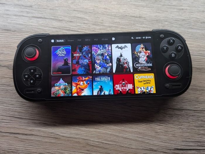 Retroid Pocket 6 - Handheld Gaming Console