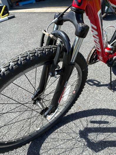 Giant XTC 24 Mountain Bike in Great Condition