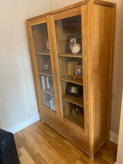 Display cabinet