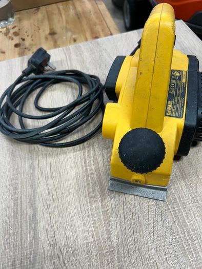 dewalt planer