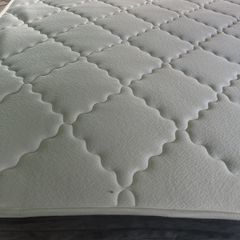 Double bed 4 ft 6 in with matching fabric headband