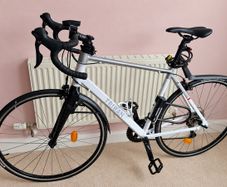 Triban 500 women's road bike (size L) + free accessories kit included