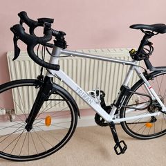 Triban 500 women's road bike (size L) + free accessories kit included