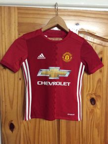 Manchester United FC. Official Adidas Kids Boys Girls Home Jersey Age 7-8 Years. Collect In Dublin Or Receive Via Post.