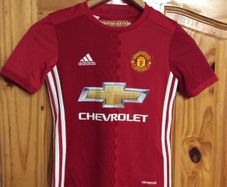 Manchester United FC. Official Adidas Kids Boys Girls Home Jersey Age 7-8 Years. Collect In Dublin Or Receive Via Post.
