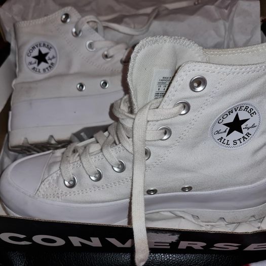 White chunky converse lugged
