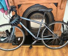 Hybrid/City Bike + Helmet in Good Condition