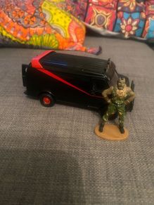 A-Team Van with Mt T figure 1:50 Scale Corgi