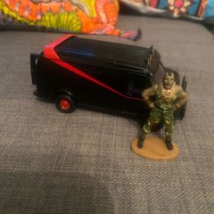 A-Team Van with Mt T figure 1:50 Scale Corgi
