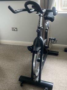 HIT Fitness Exercise Bike Spin Bike Excellent Condition