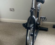 HIT Fitness Exercise Bike Spin Bike Excellent Condition