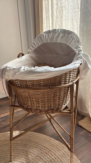 Moses Basket Vitege