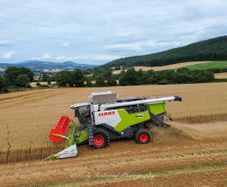 Claas trion 650 combine 4WD