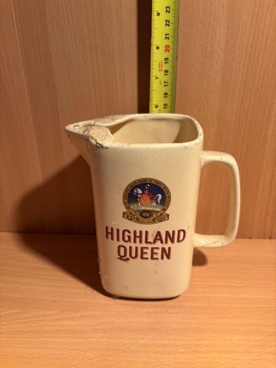 Pub jug Highland Queen