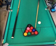 Pool table