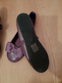 Girl's shoes