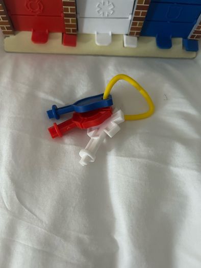 melissa and Doug Keys & Cars Rescue Garage