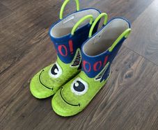 FREE kids wellies