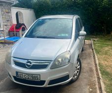 Opel Zafira (7 seater)