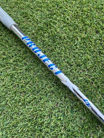 Titleist 718 MB irons