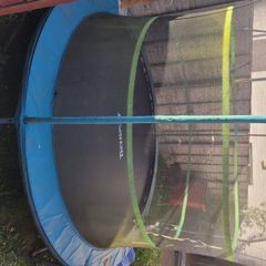 Trampoline 4 free, pick up in Roscam