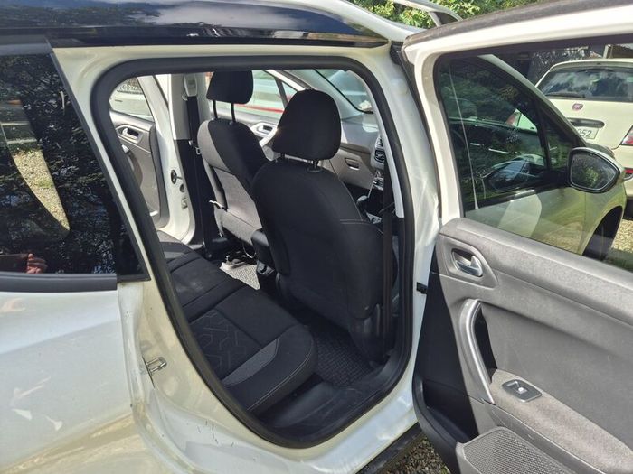 Peugeot 2008 2018