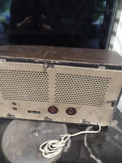 Vintage radio