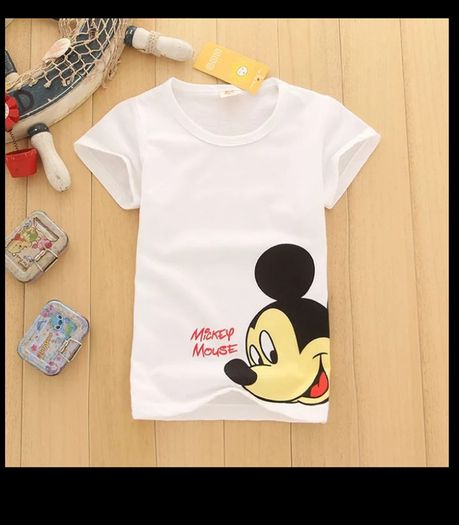 t-shirt age 110 and 120cm 1-6 years Mickey Mouse and Mickey.