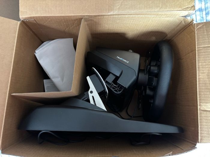 Logitech G923 steering wheel and pedals