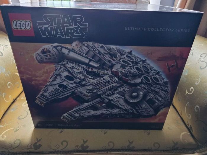 Lego Star Wars Millenium Falcon 75192