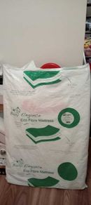 Baby travel mattress + 2 pack sheet