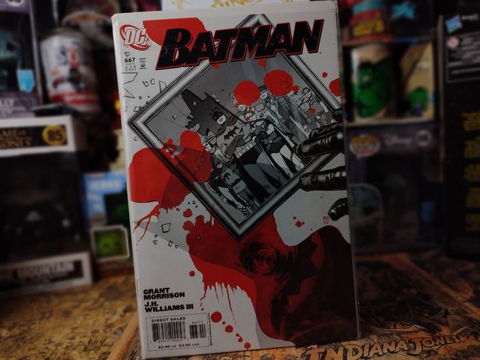 Batman ! Issue #667 ! by Grant Morrison ! 2007 ! by DC Comics !