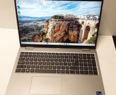 Dell Precision 3581 Intel Core i7-13700H | 32GB DDR5 | NVIDIA RTX A1000 6GB Laptop